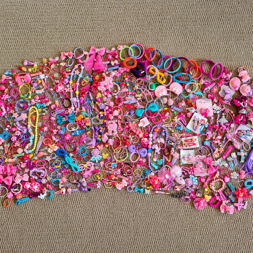 Massive Lot of Toddler Girls Hair Accessories and Jewelry, mostly brand …